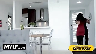 Sheena Ryder gets her PUSSY wrecked